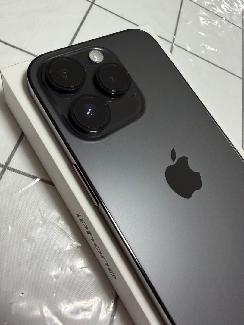 Apple iPhone14 Pro SIMフリースペースブラック 256 本体