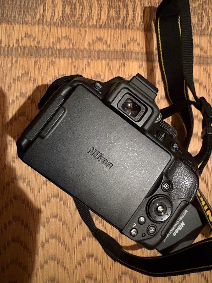 Nikon D5300 デジタル一眼レフカメラ 使用頻度少 動作確認済