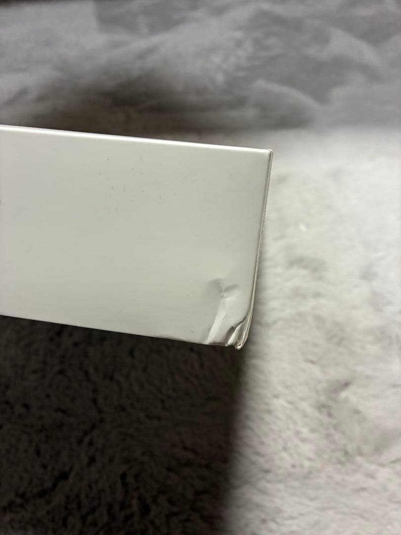 【極美品】MacBook Air M2 13.6 シルバー USキー充 放電2回