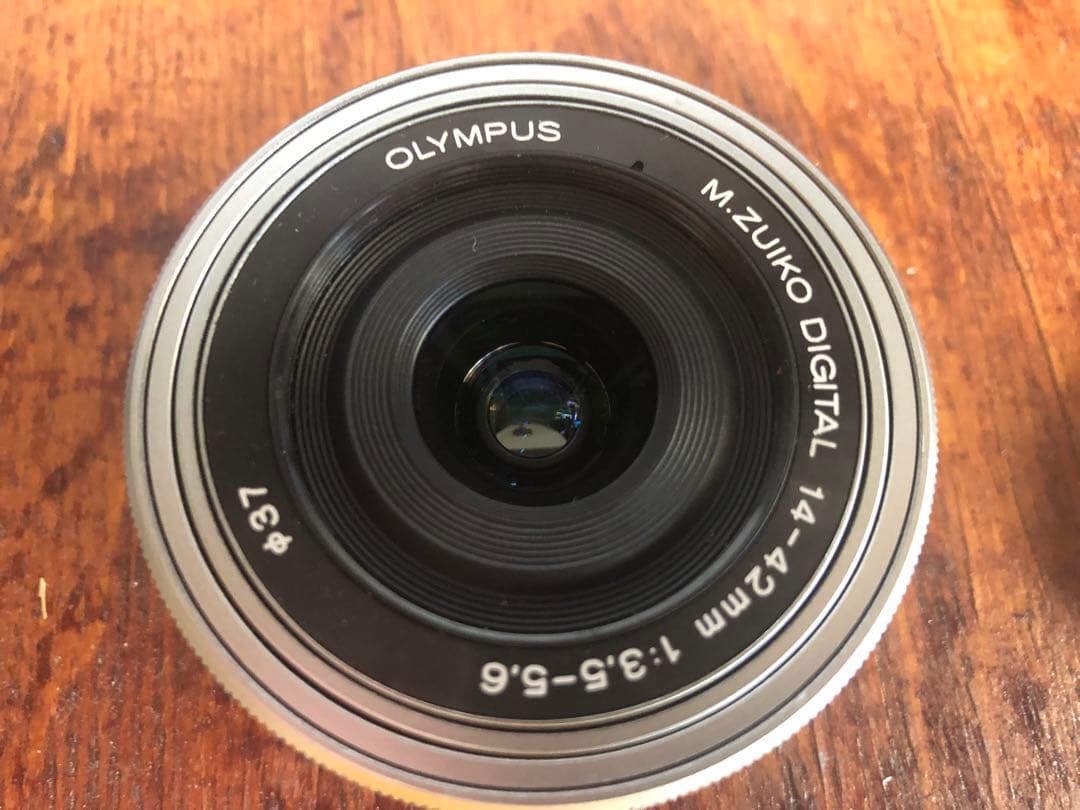 OLYMPUS OM-D E-M10 MarkIII レンズ3本撮影回数511回