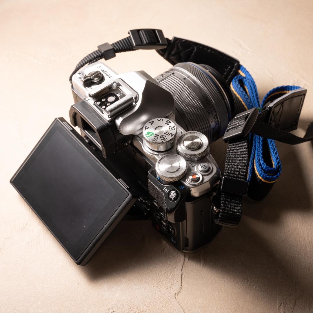 OLYMPUS OM-D E-M10Ⅲ ダブルレンズキット スマホ転送OK