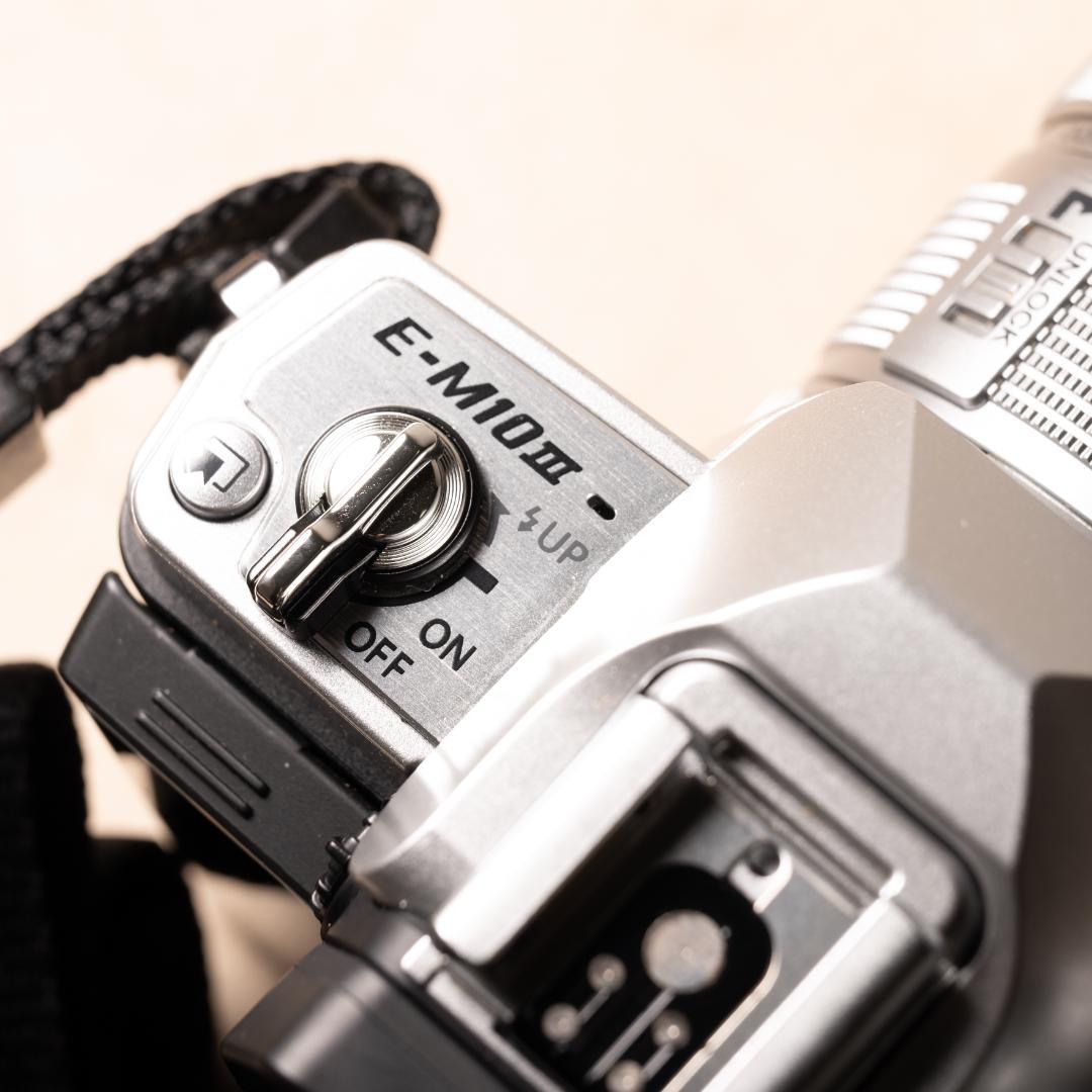 OLYMPUS OM-D E-M10Ⅲ ダブルレンズキット スマホ転送OK