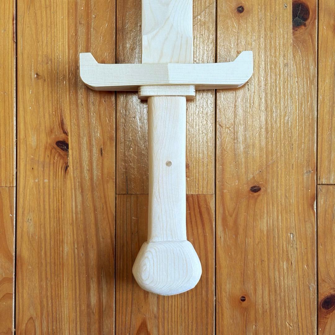 勇者の練習用木剣　(木剣　剣　木刀　wood sword )