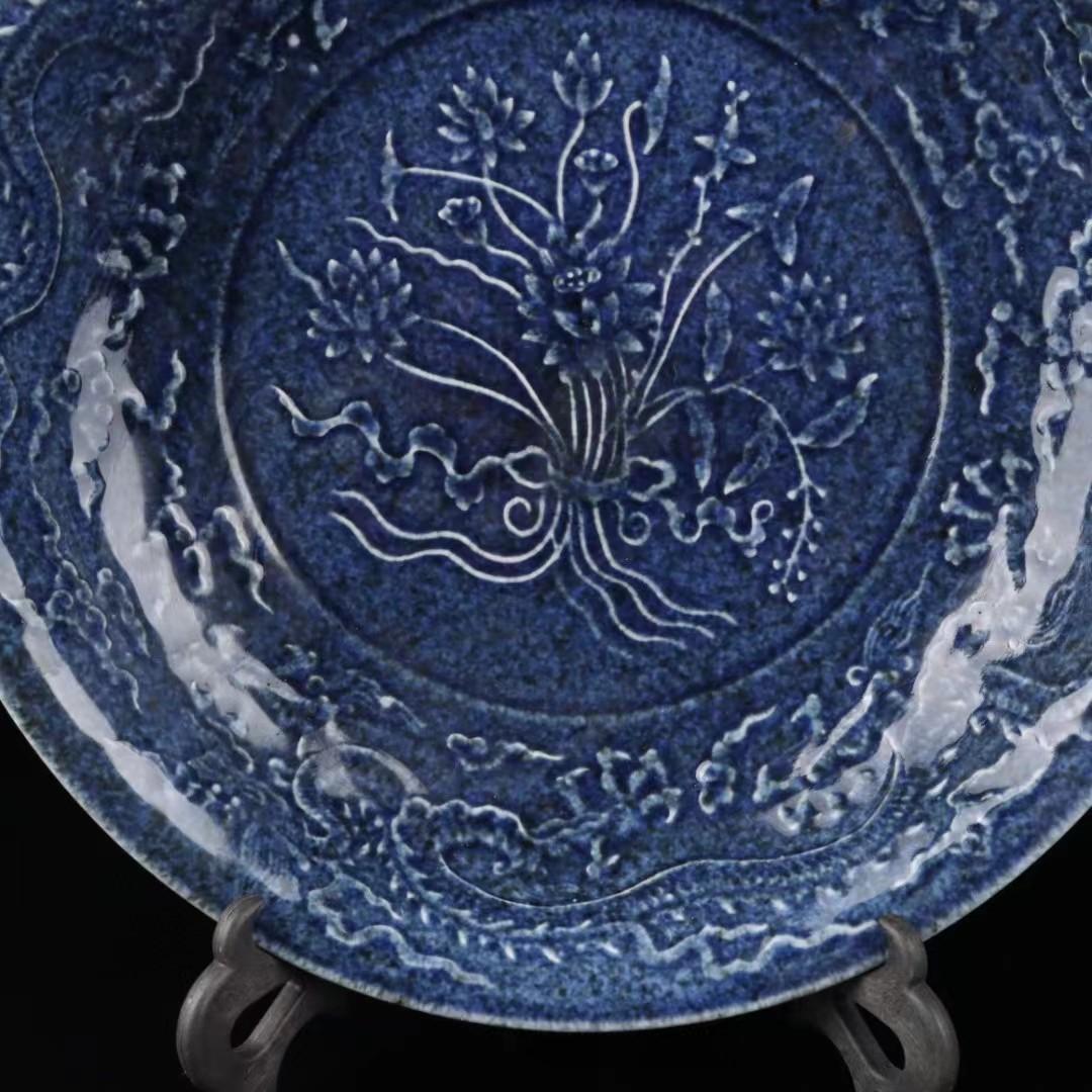 中国古美術✦大明宣徳紋 霽藍紅釉浮彫り花卉紋盤セット✦置物・文房具・陶芸・観賞皿