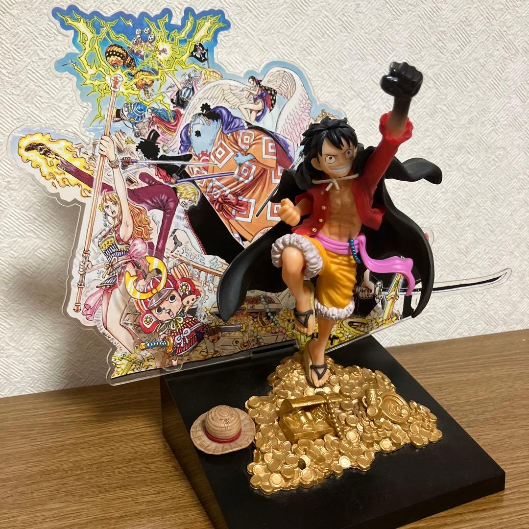 ワンピース　一番くじ　スモーカー　たしぎ　サカズキ　ルフィ　4体セット