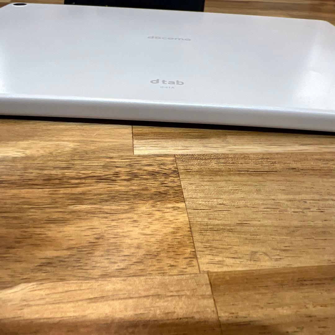 M826 ジャンクdocomo SIMロック解除済dtab d41A 64GB
