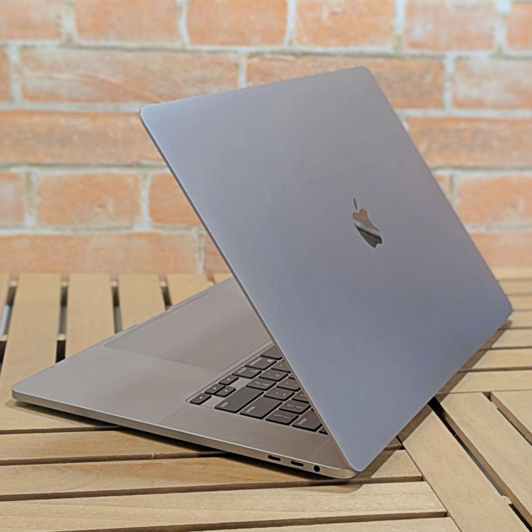 (2665)MacBook Pro i7 32GB 16インチ バッテリー良好◎