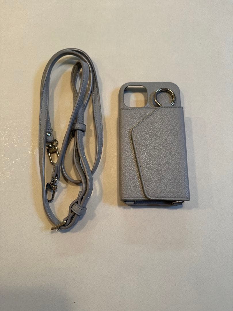 iPhoneケース、ストラップ