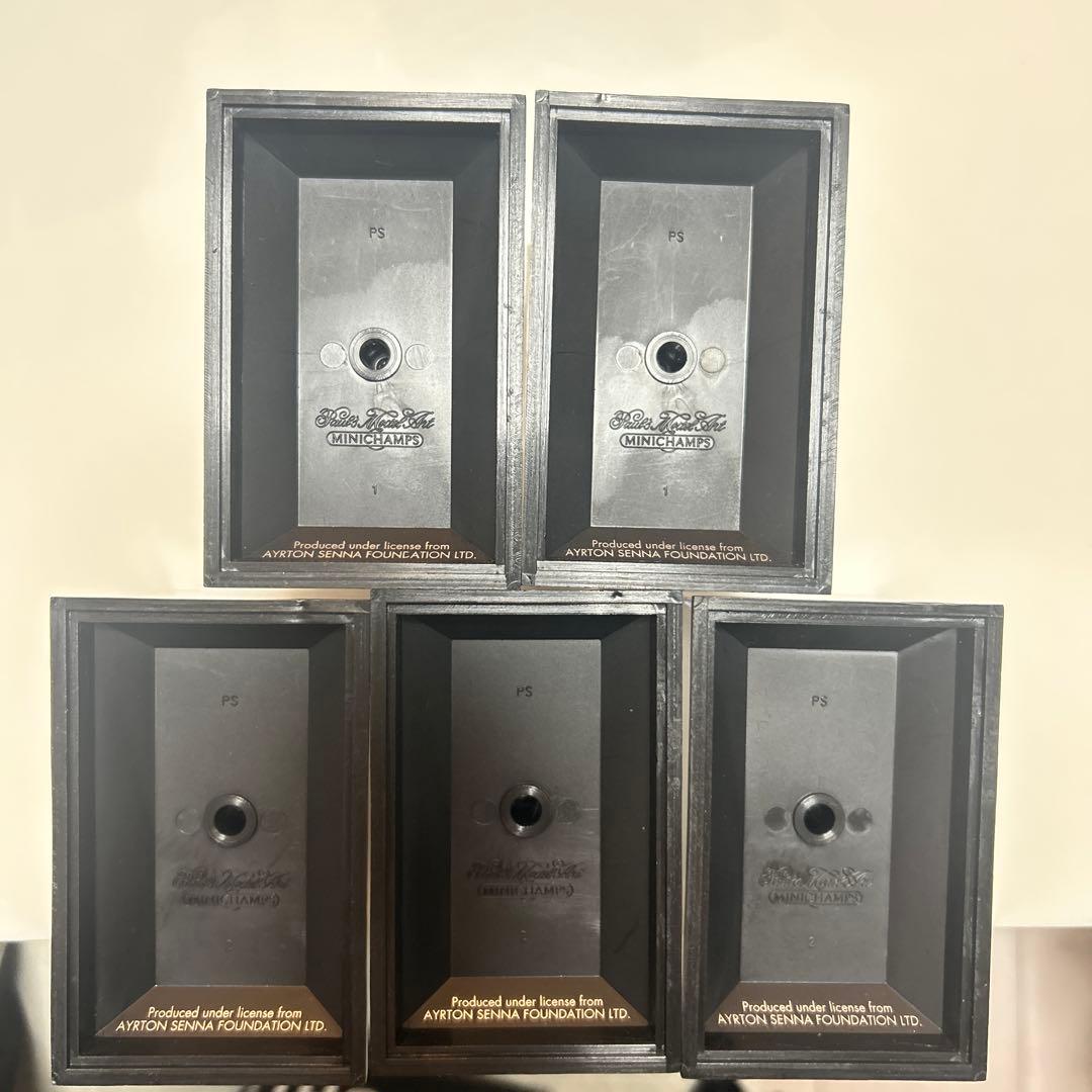 1/8 ミニチャンプス アイルトンセナ ヘルメット 5個セット+ セナフィギュア