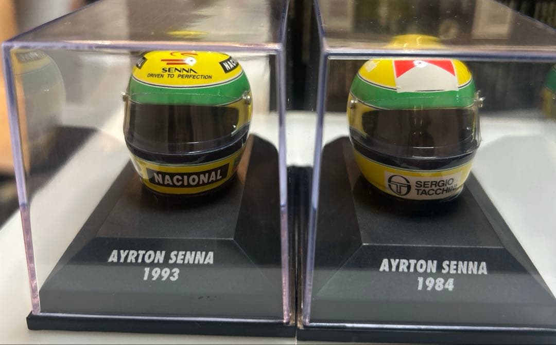 1/8 ミニチャンプス アイルトンセナ ヘルメット 5個セット+ セナフィギュア