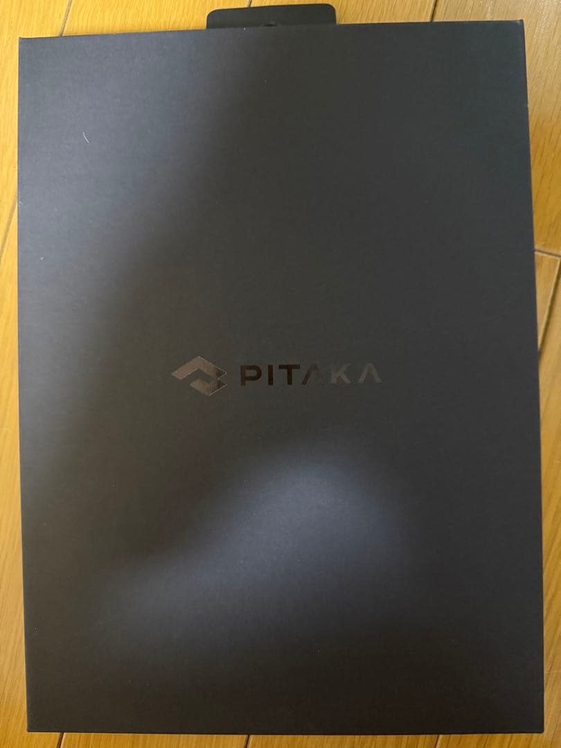 PITAKA MagEZ Folio 2 ＆ Pita Flow charger
