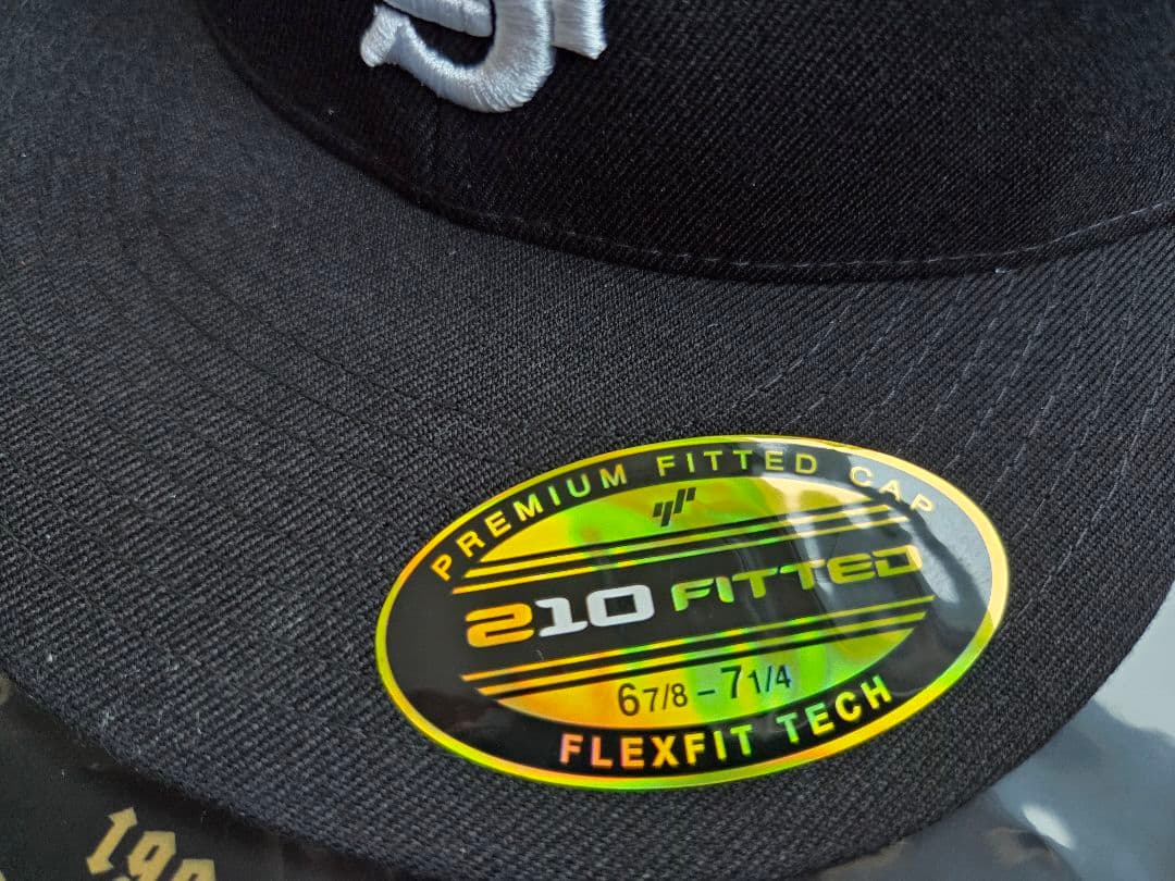 コブクロ　九月八日　キャップ　ブラック　S/M