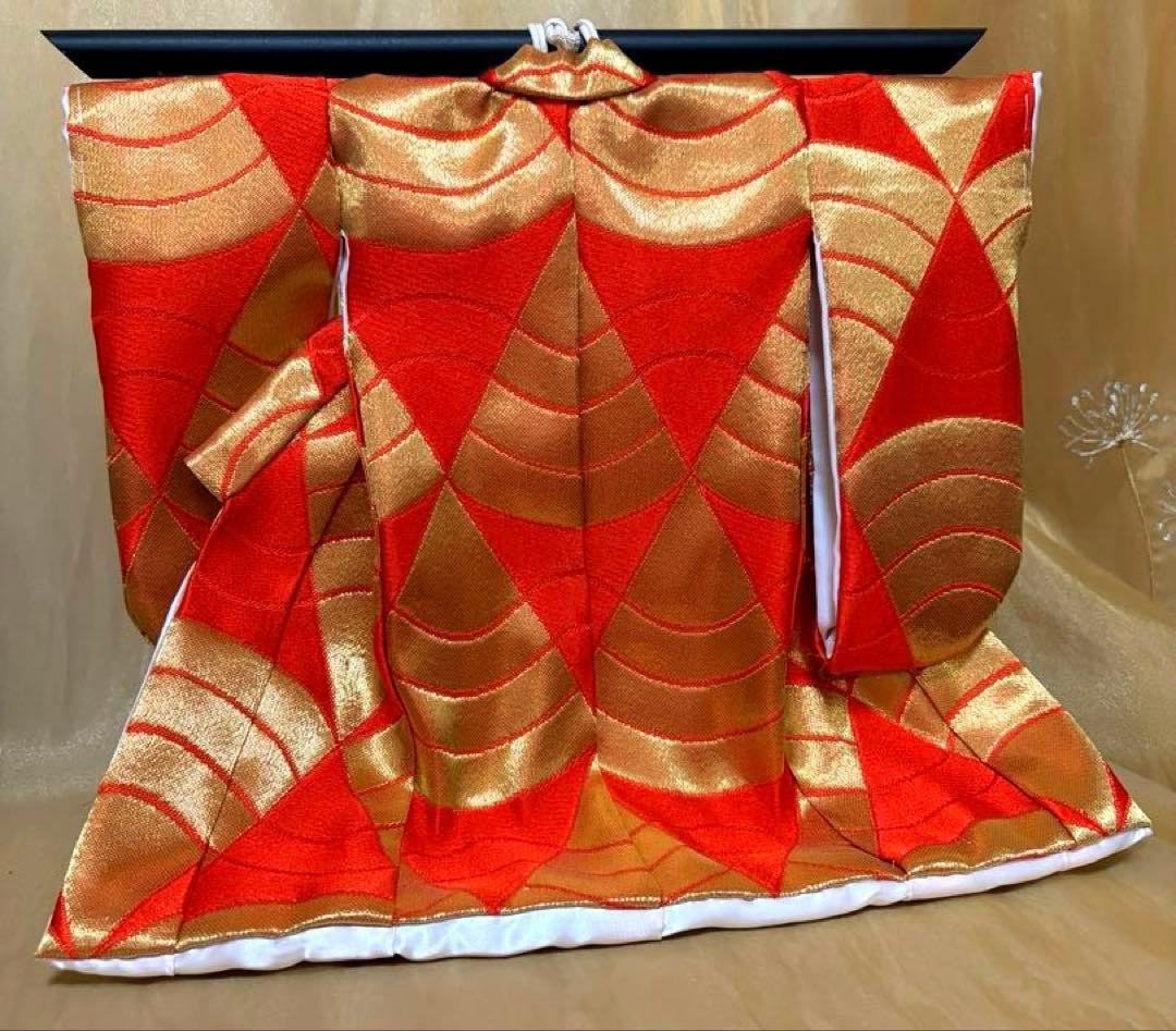 朱色ベース金襴（きんらん）ミニ和装（ミニ着物）