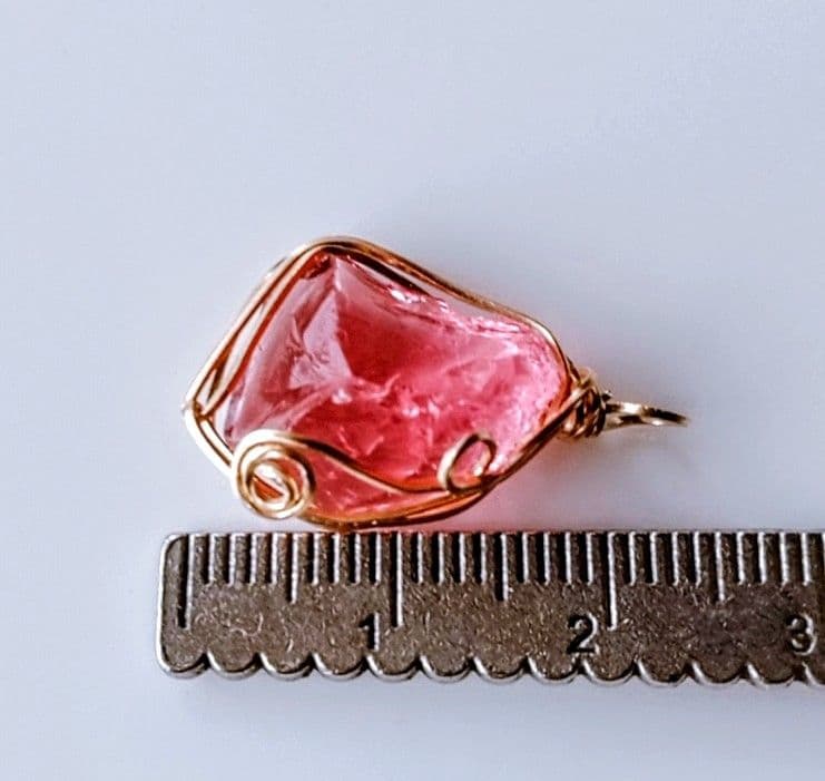 Kgf14 希少 アンダラ 夢の実現 【マゼンタルビーレッド】 トップ