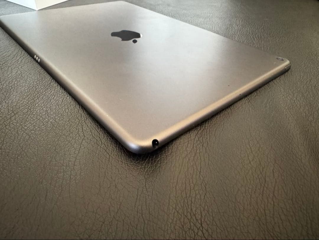 iPad Air 第3世代　64GB Wi-Fiモデル　美品　スペースグレイ