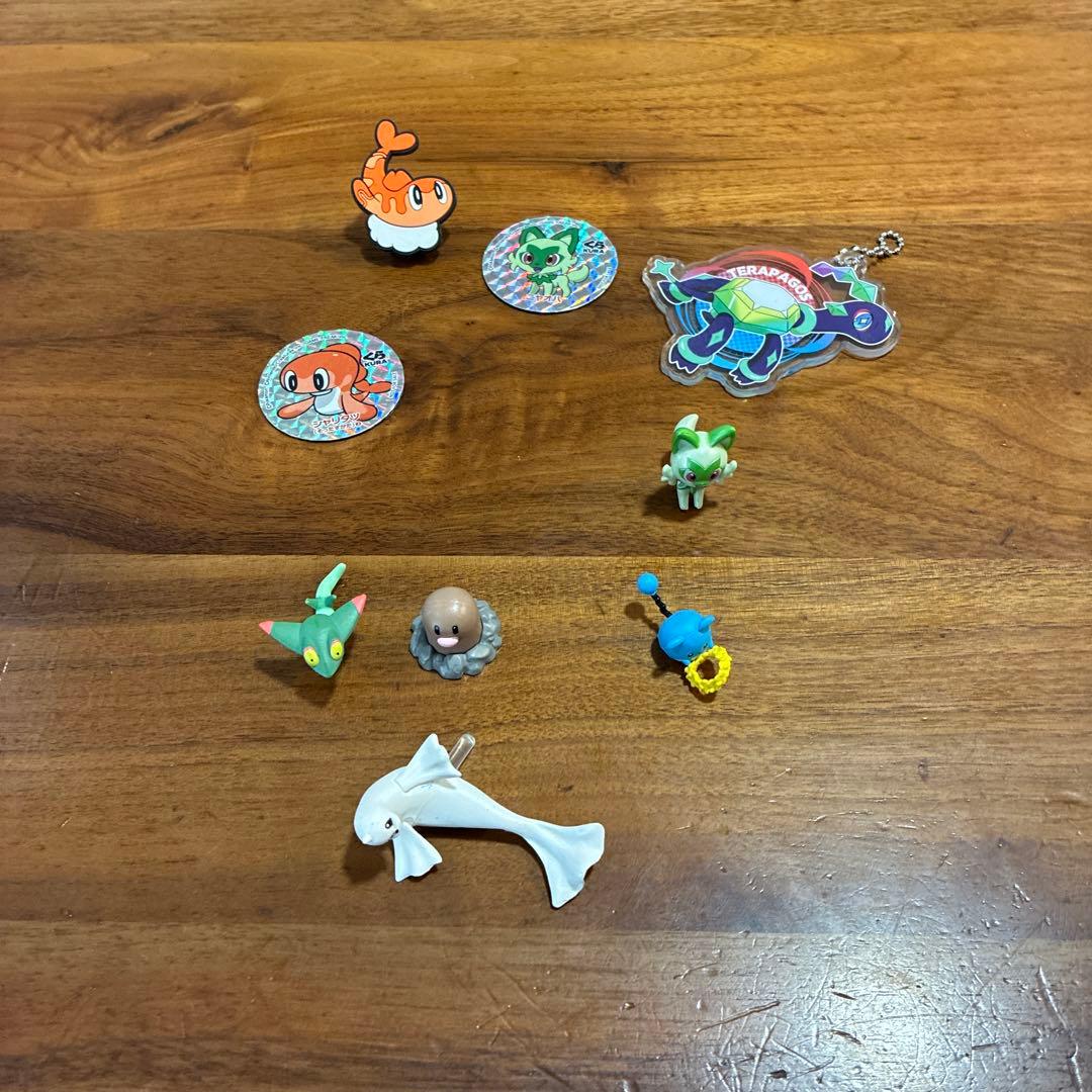 モンコレとポケモンフィギュアまとめ売りおまけつき