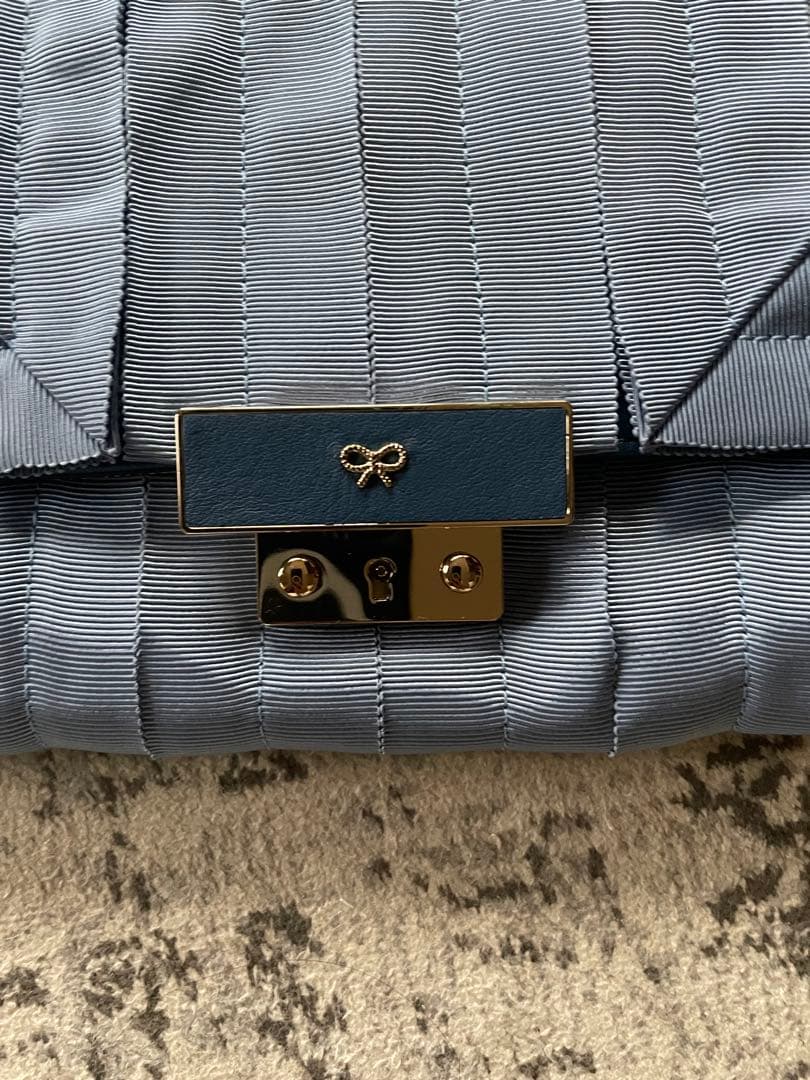 美品【ANYA HINDMARCH アニヤ ハインドマーチ】クラッチ バック