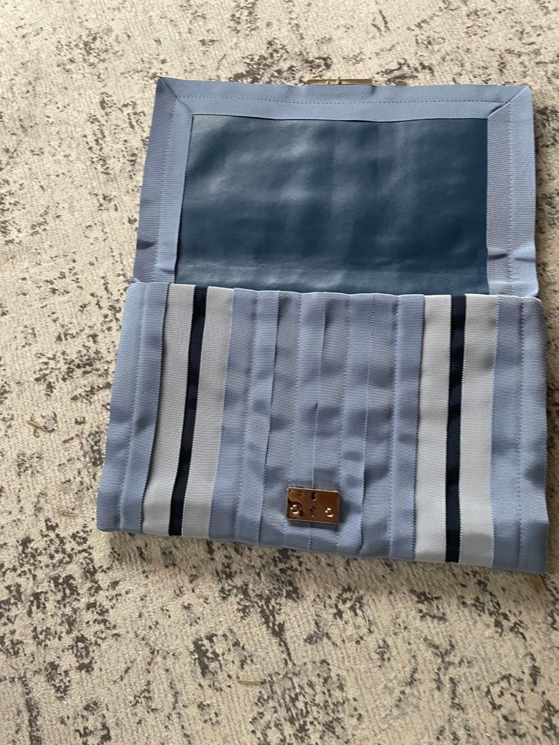 美品【ANYA HINDMARCH アニヤ ハインドマーチ】クラッチ バック