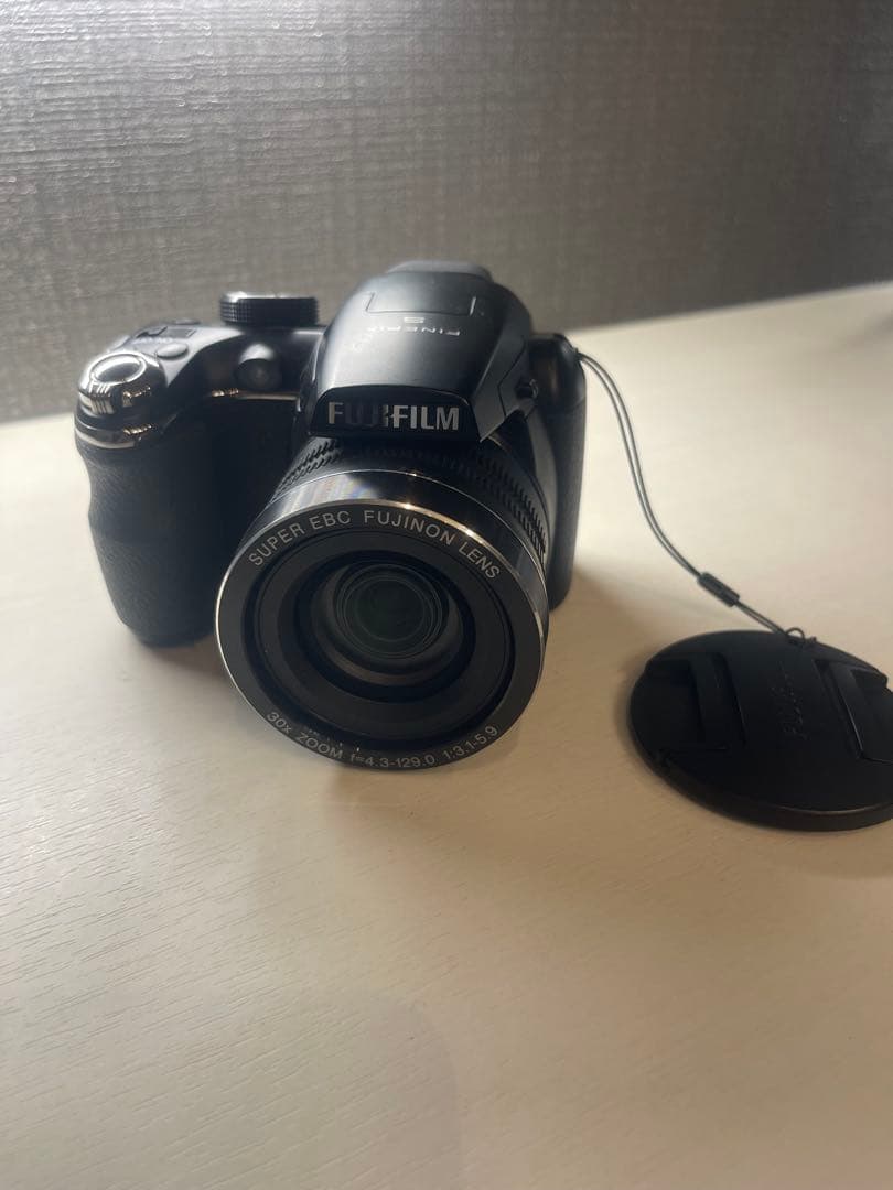 FUJIFILM FINEPIX S4500 デジカメ S4500