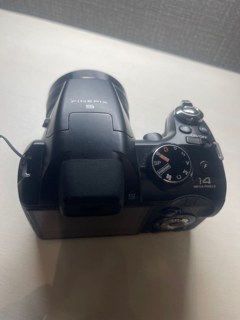 FUJIFILM FINEPIX S4500 デジカメ S4500