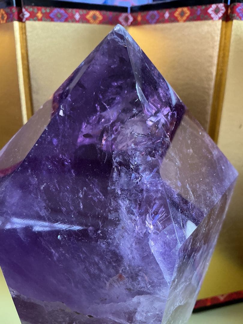 特大　虹入りアメジスト6角柱　アメジスト6角柱　観賞石