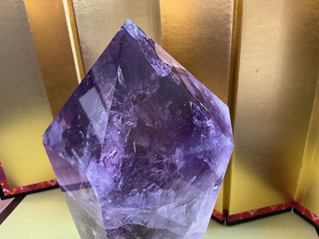 特大　虹入りアメジスト6角柱　アメジスト6角柱　観賞石