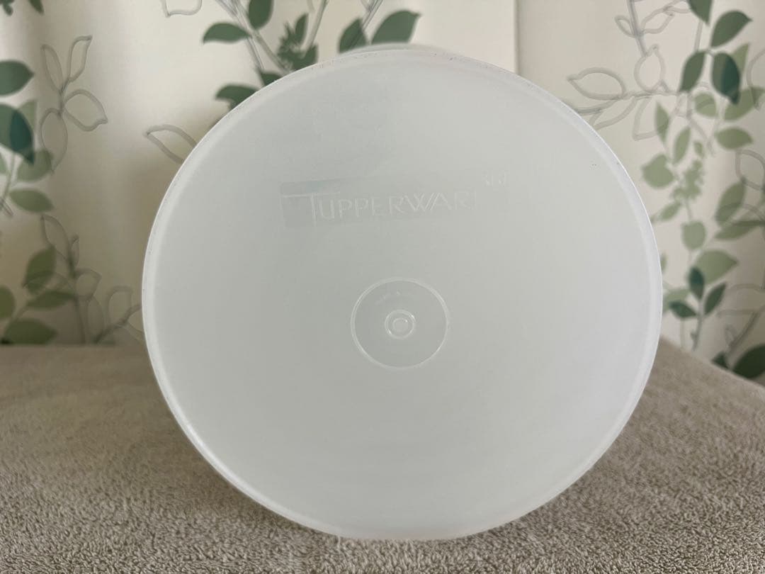 【専用】【タッパーウェア】 マキシクィーンデコレーター＆ジャイアント　2個セット