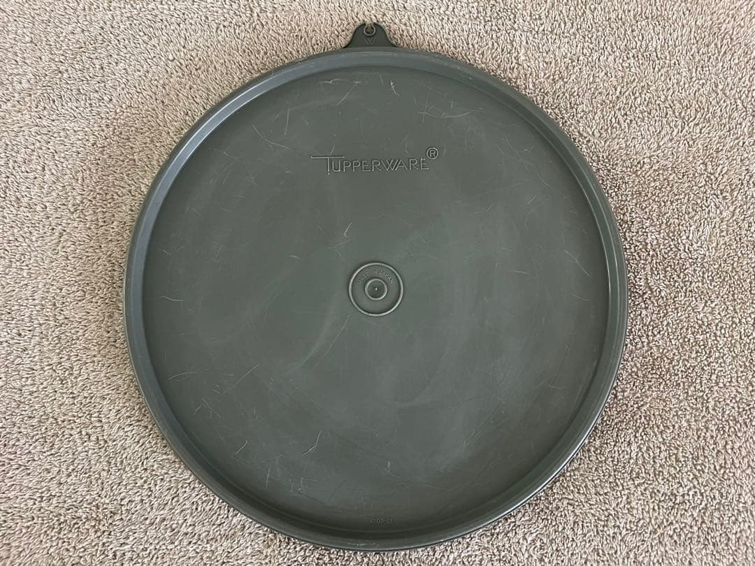 【専用】【タッパーウェア】 マキシクィーンデコレーター＆ジャイアント　2個セット