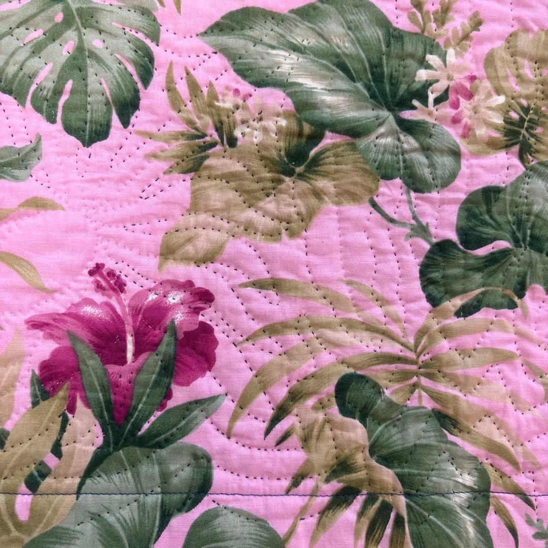 ハワイアンキルト　月下美人　パッチワーク　タペストリー　ハンドメイド完成品