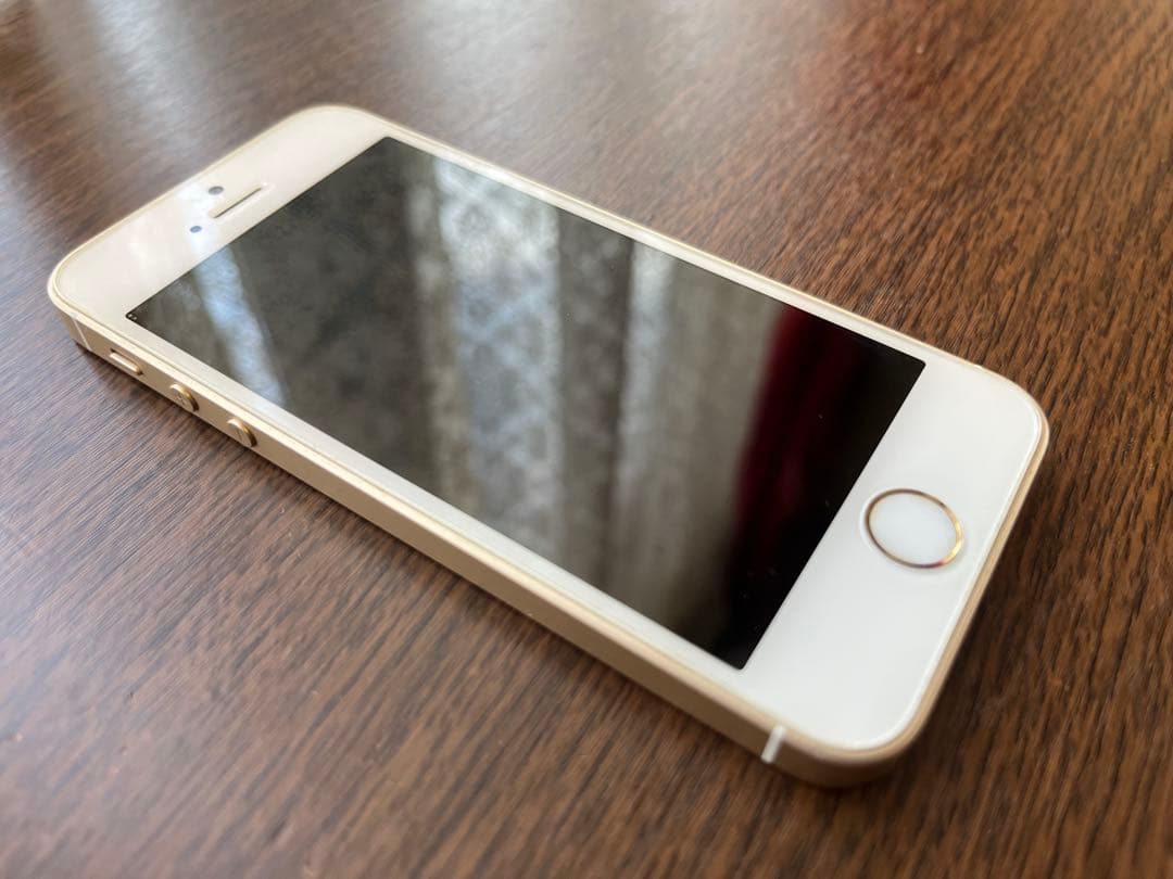 スマートフォン本体 Apple iPhone SE GOLD 87%