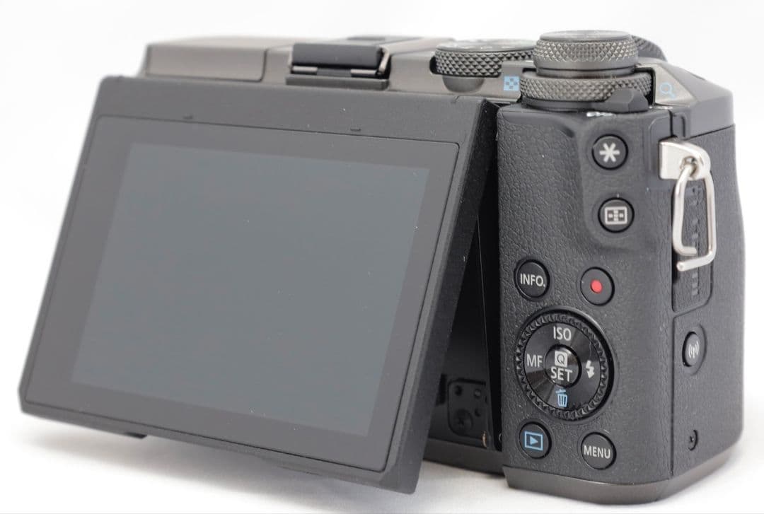 Wi-Fi搭載で楽々スマホ転送♪【超美品】Canon EOS M6 レンズキット