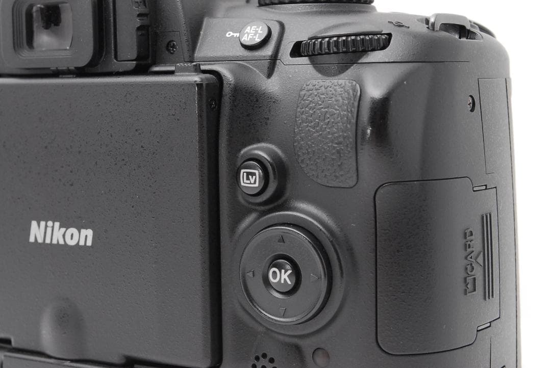 【極上品】安心のダブルレンズ　Nikon D5000　スマホ転送　自撮り　動画