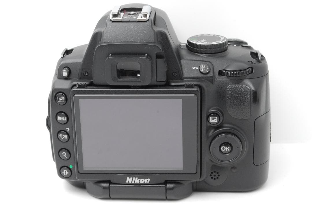 【極上品】安心のダブルレンズ　Nikon D5000　スマホ転送　自撮り　動画