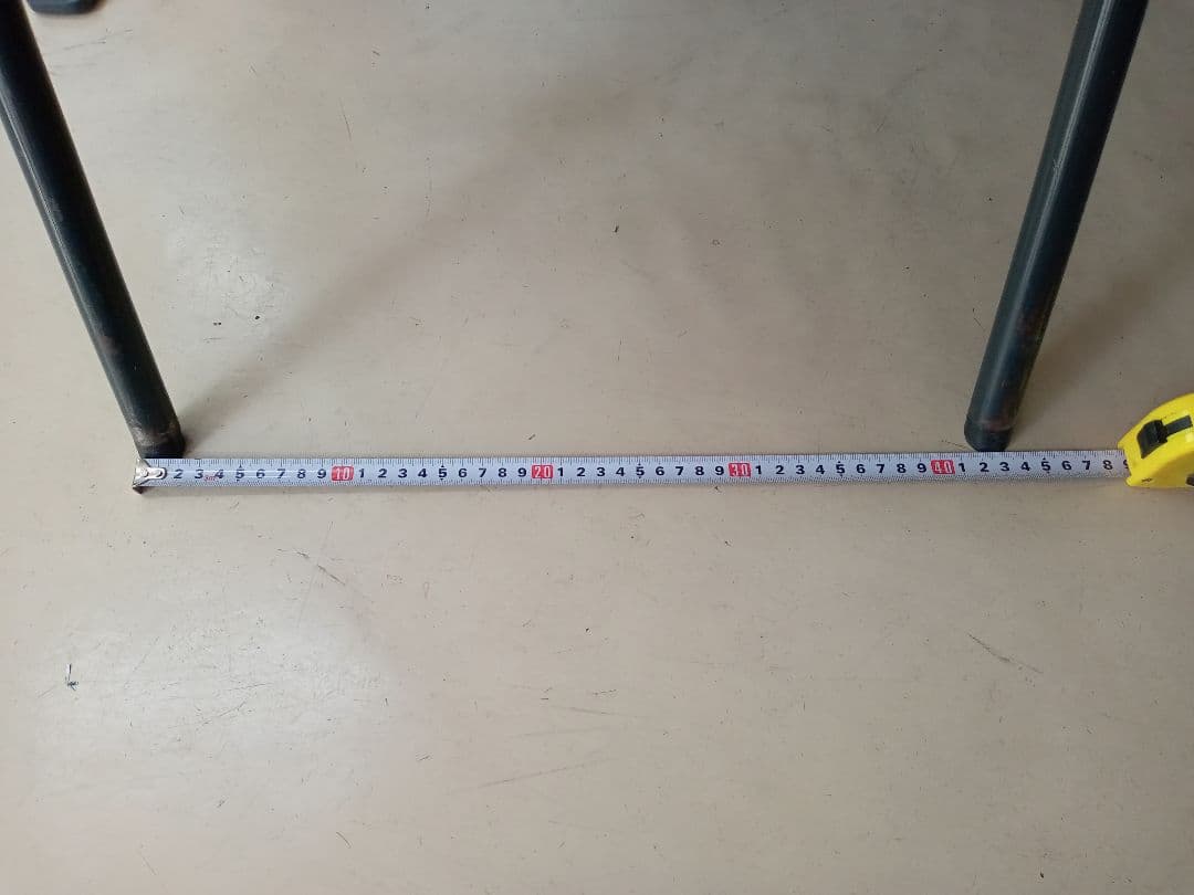 コクヨ　スタッキングチェア