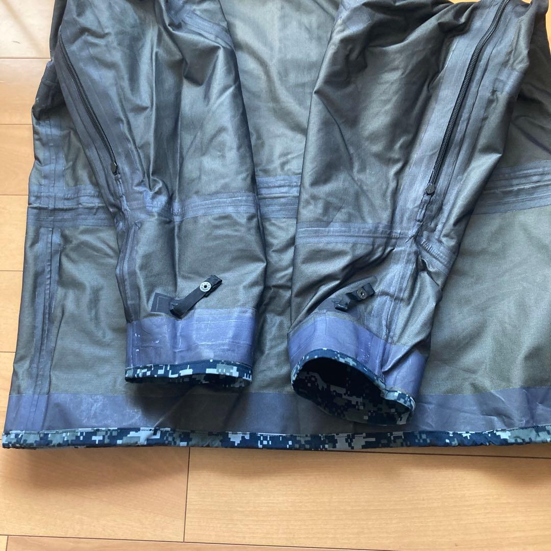 米軍 US NAVY NWU ゴアテックス パーカー　L-R 新品