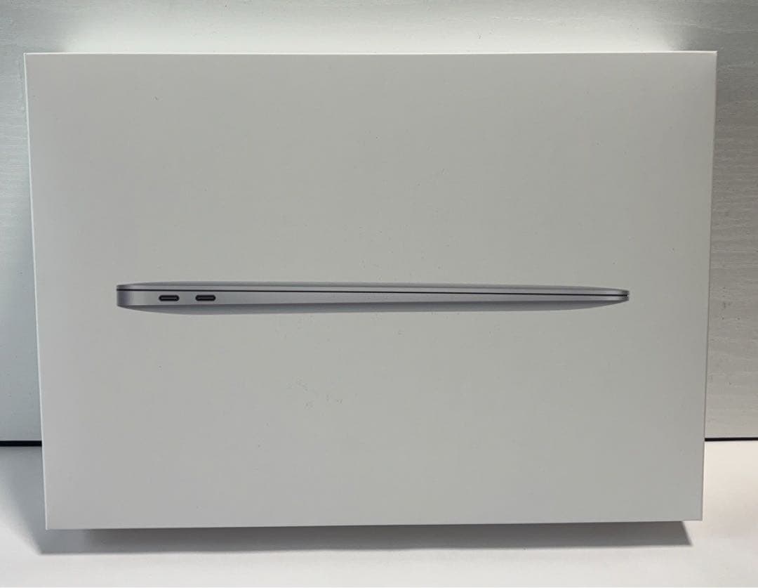 MacBook Air M1 8GB 256GB シルバー【美品】