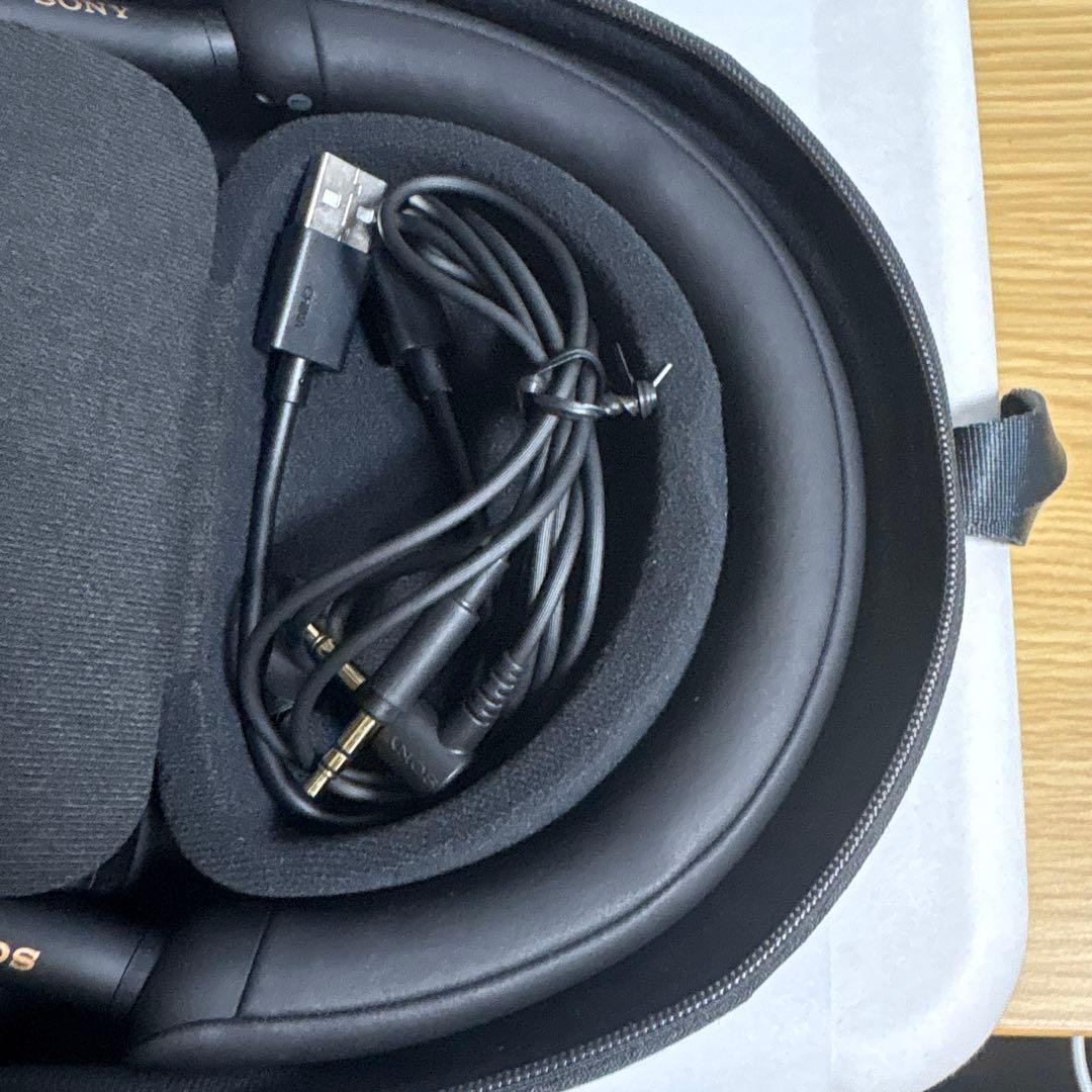 SONY WH-1000XM5 ワイヤレスヘッドホン（山さん）