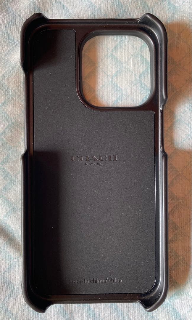 iPhone15 pro用ケース　Coach(コーチ)新品