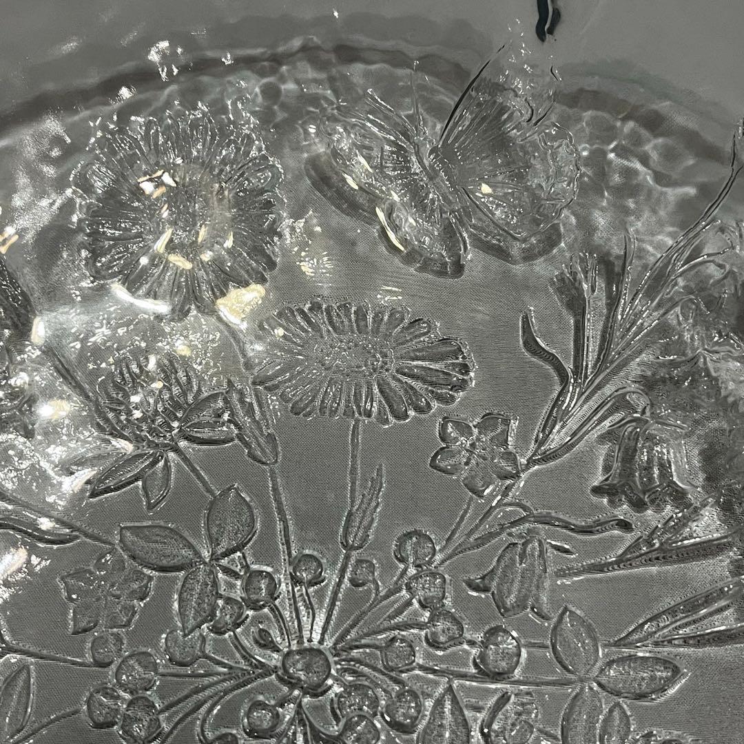 食器 ガラスプレート コスタボダ ウラ 花と蝶 丸皿2枚 大型深皿１枚 皿