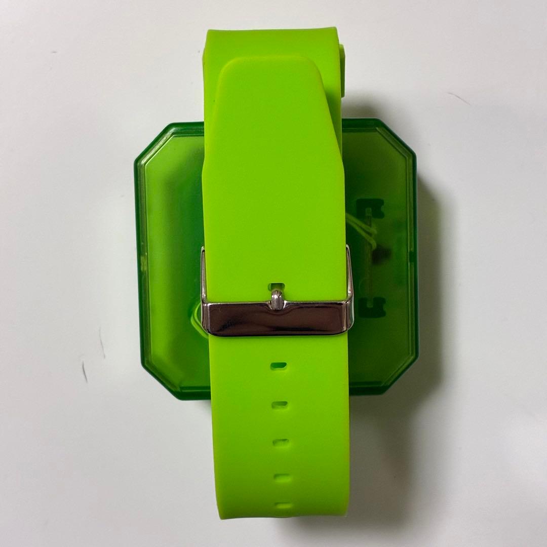 香賀美タイガ　プリズムウォッチ