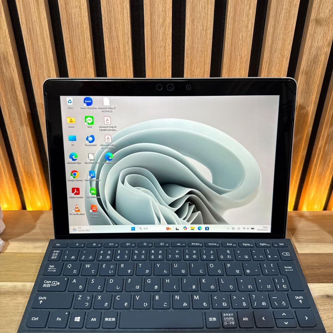美品 2in1‼️Surface Go☘プラチナ☘タッチパネル式☘ノートパソコン