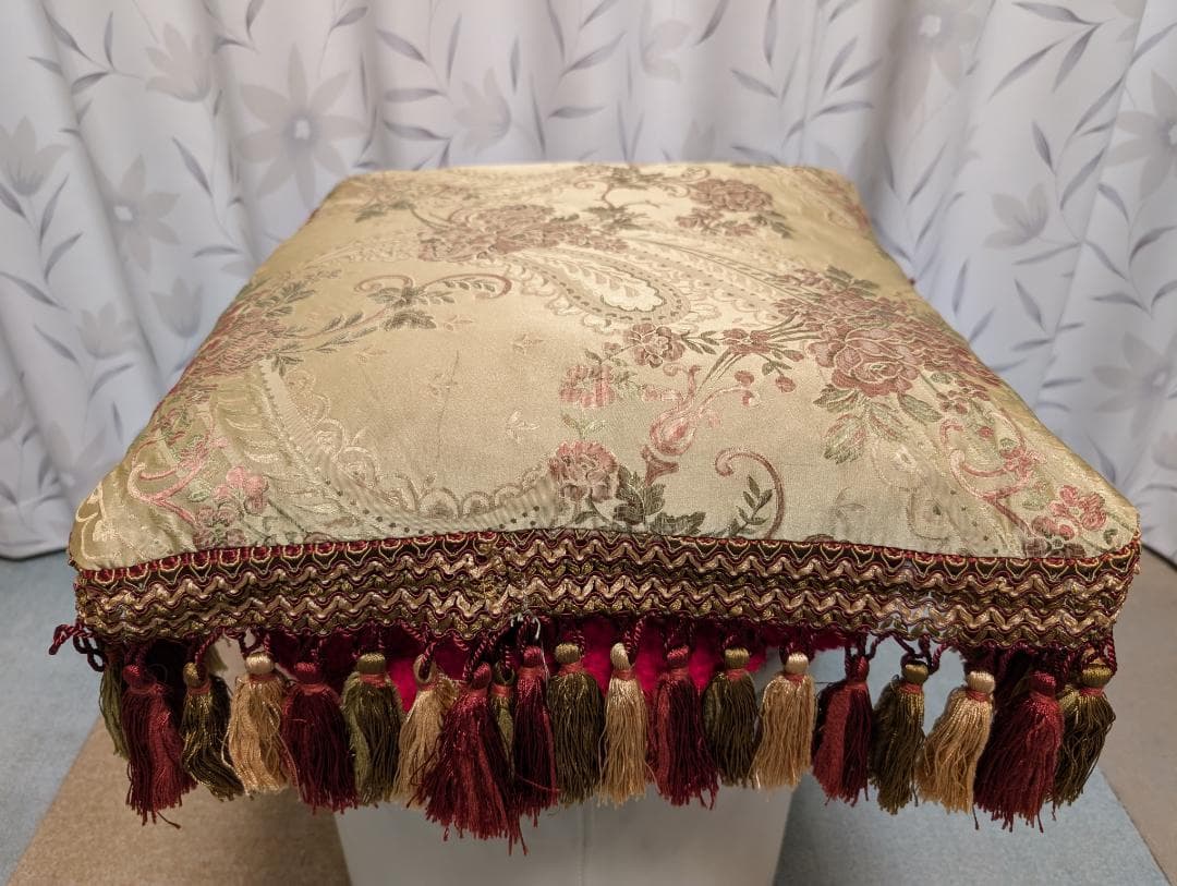 お洒落なクッション　アンティーク　ユーロピアン