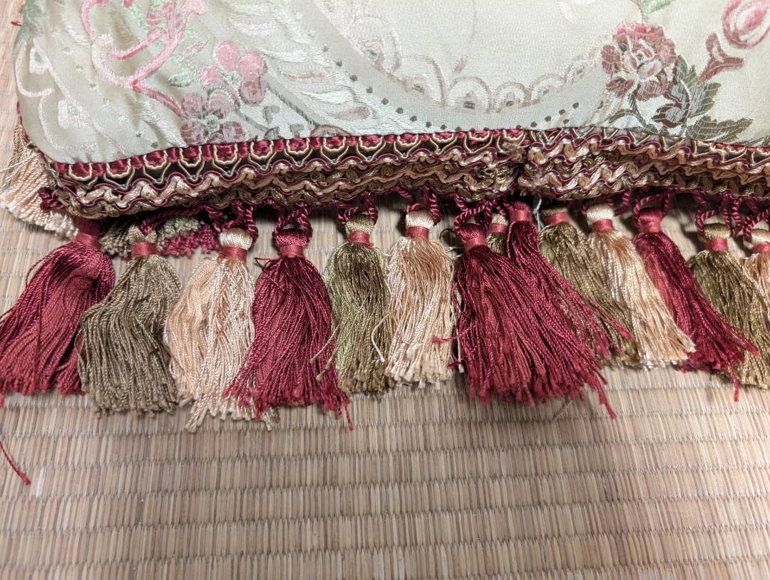 お洒落なクッション　アンティーク　ユーロピアン