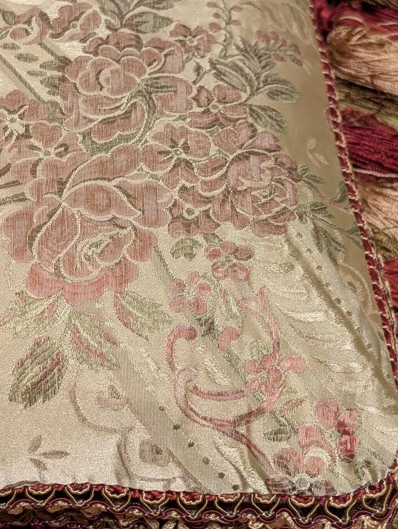 お洒落なクッション　アンティーク　ユーロピアン