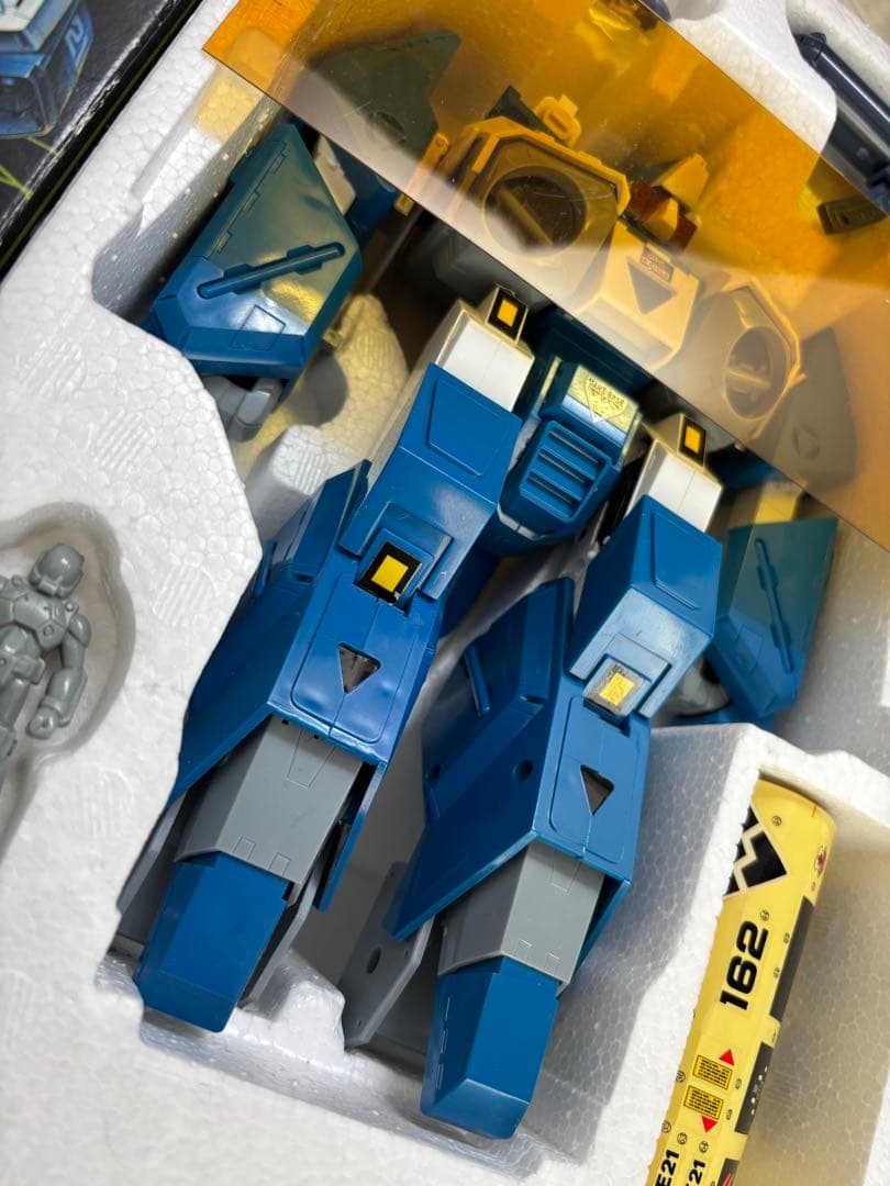 機甲創世記モスピーダ　AFC-01H レギオス エータ1/35スケールフィギュア