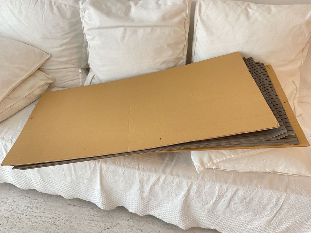 カメラケース等仕切接着剤付100×50cm5,8mm4枚溝4mmオーダー品スレ有