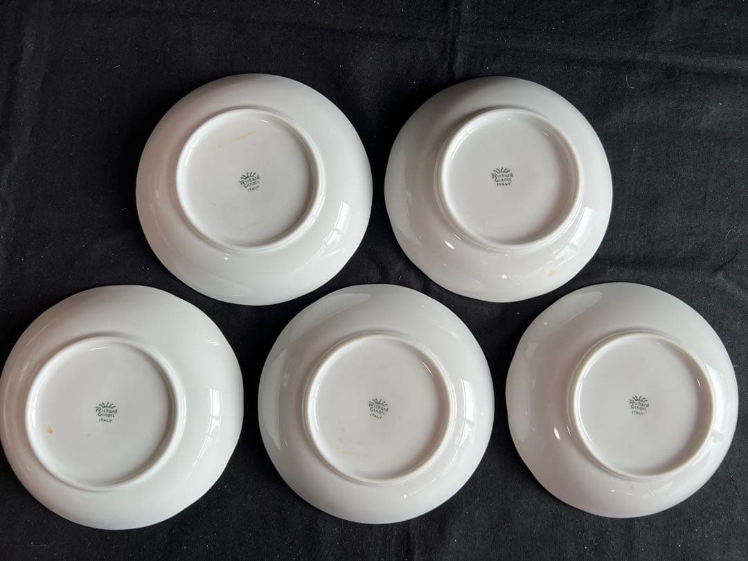 リチャードジノリ　ボンジョルノチェリー　ディッシュラウンドS　②