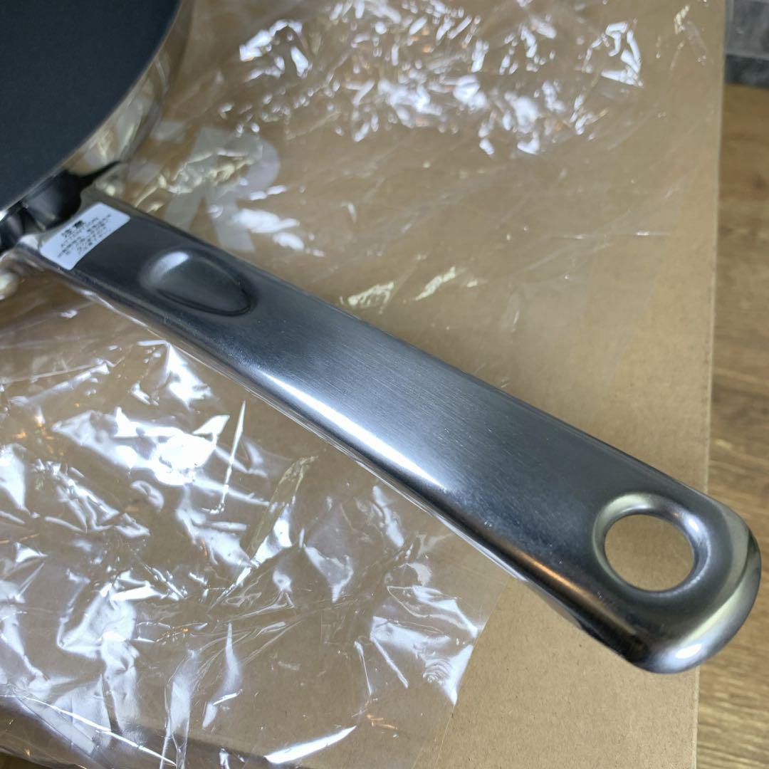 新品未使用　MEYER　スターシェフ4　フライパン　28㎝　IH・ガス対応