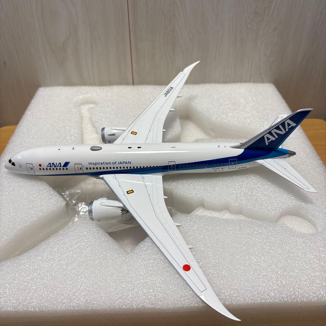 ANA 全日空　B787-8 JA801A sqwings 社製
