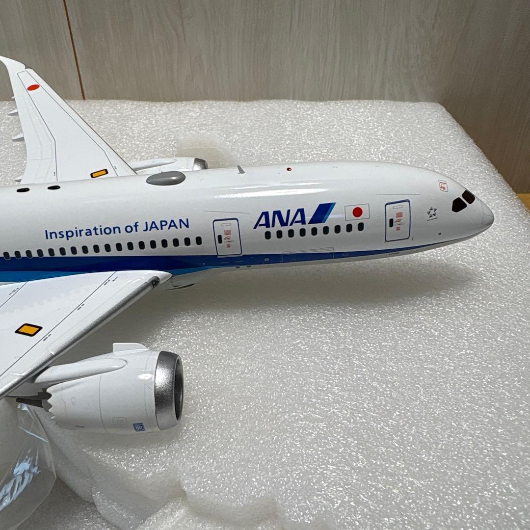 ANA 全日空　B787-8 JA801A sqwings 社製
